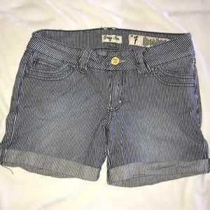 Pin stripe midi shorts